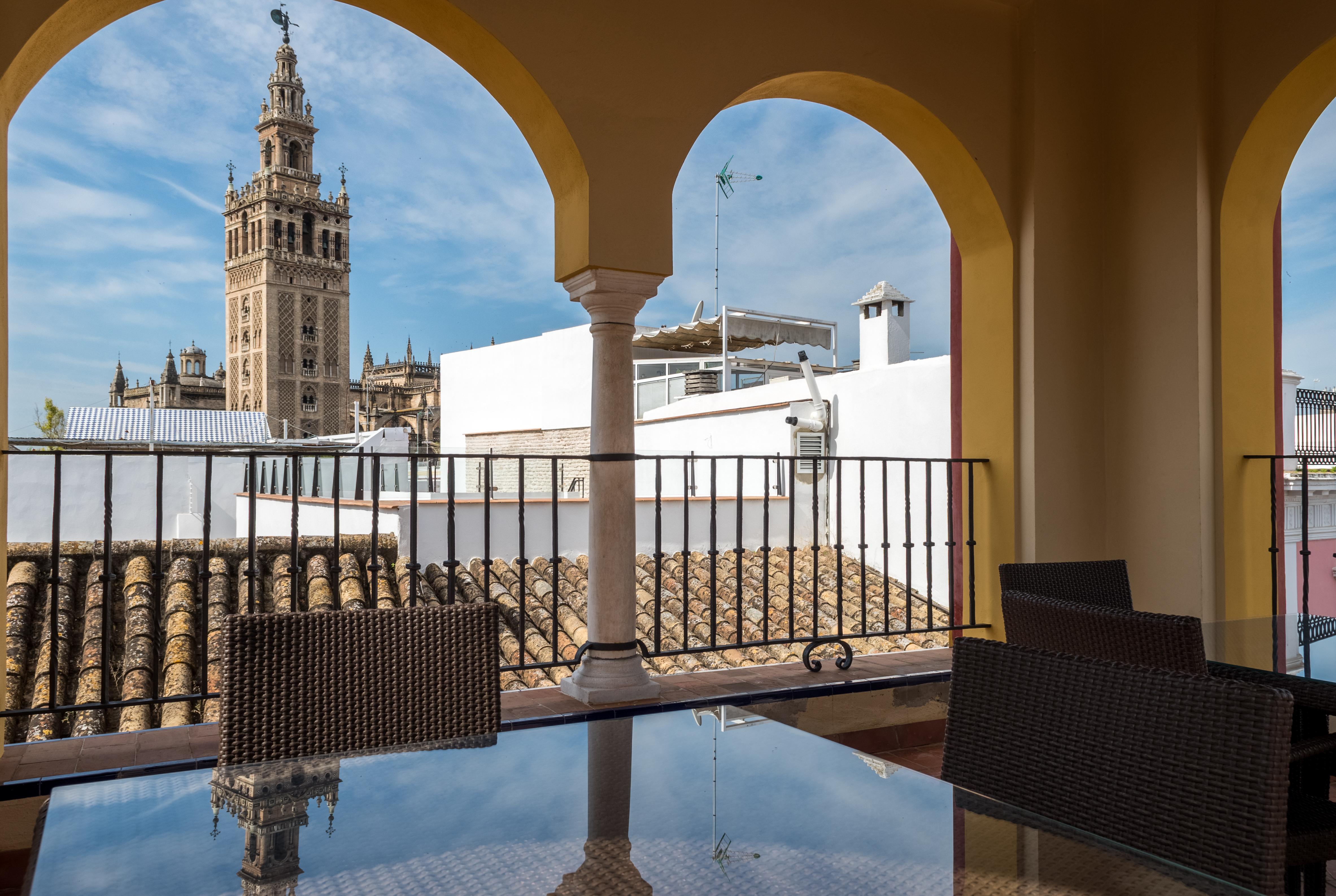 Palacio Pinello (Adults Only) Seville Exterior photo